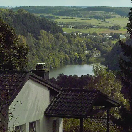 Landhaus Waldlehne بيت للعطل *